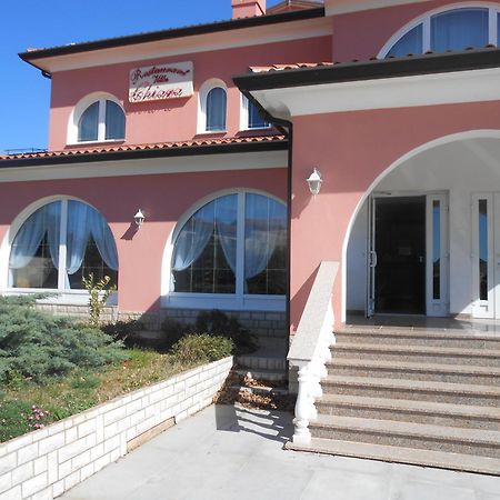 קרניצה Apartments And Rooms Villa Chiara מראה חיצוני תמונה