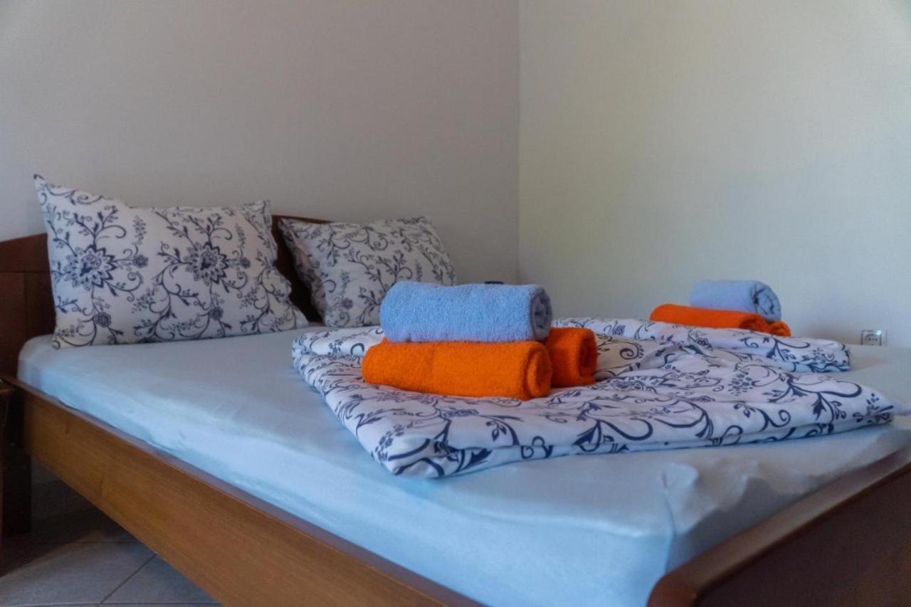 קרניצה Apartments And Rooms Villa Chiara מראה חיצוני תמונה